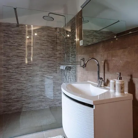 בית נופש Emily