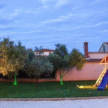 Emily Holiday home